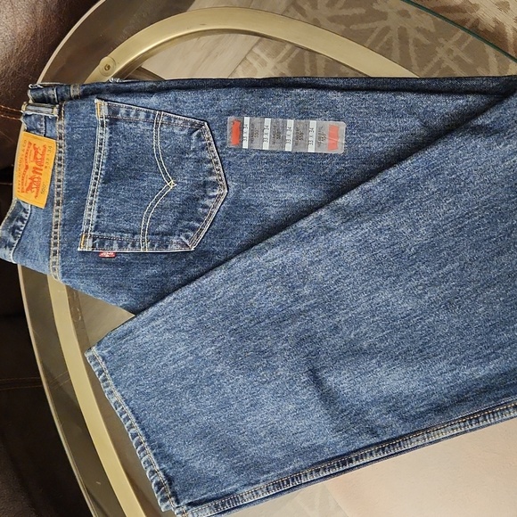 LEVI'S JEANS - Picture 2 of 4